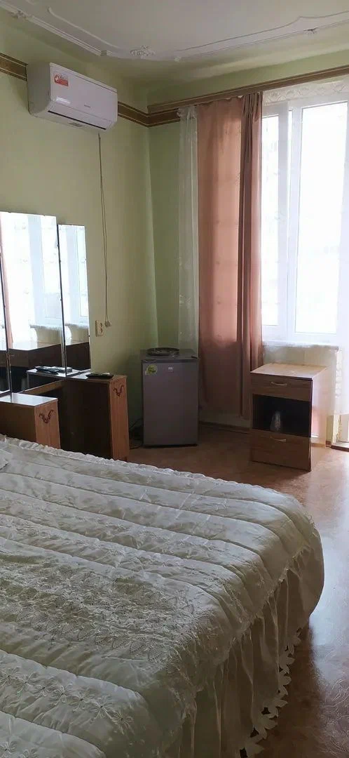 XXXL (4) XXXL (4)